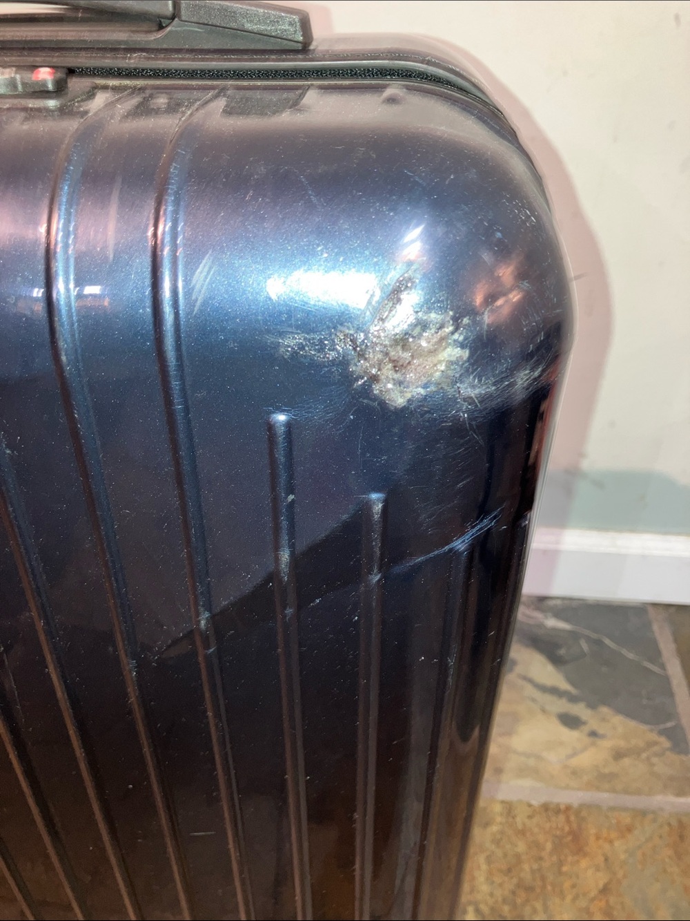 Luggage & Travel Bags - Picture 3 of 11